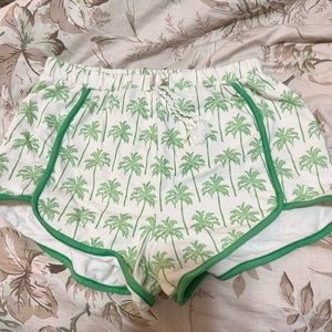 Pink chicken EUC size 14Y fits more like a 12Y